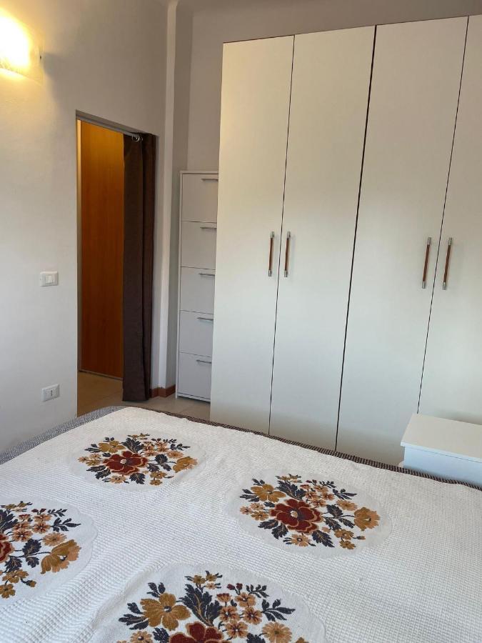 La Casa Di Ste' Apartment Милано Екстериор снимка