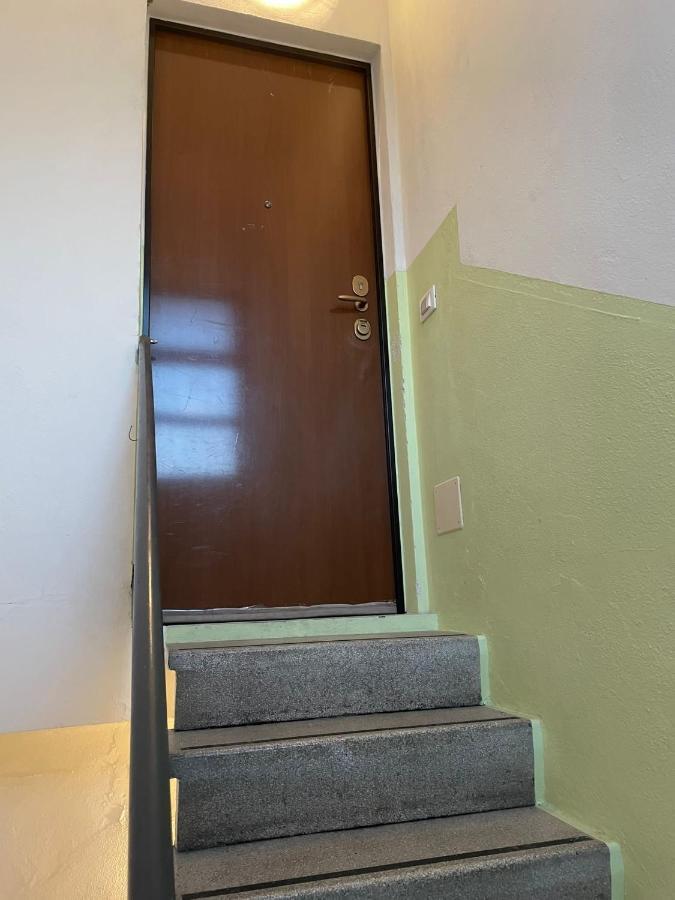 La Casa Di Ste' Apartment Милано Екстериор снимка