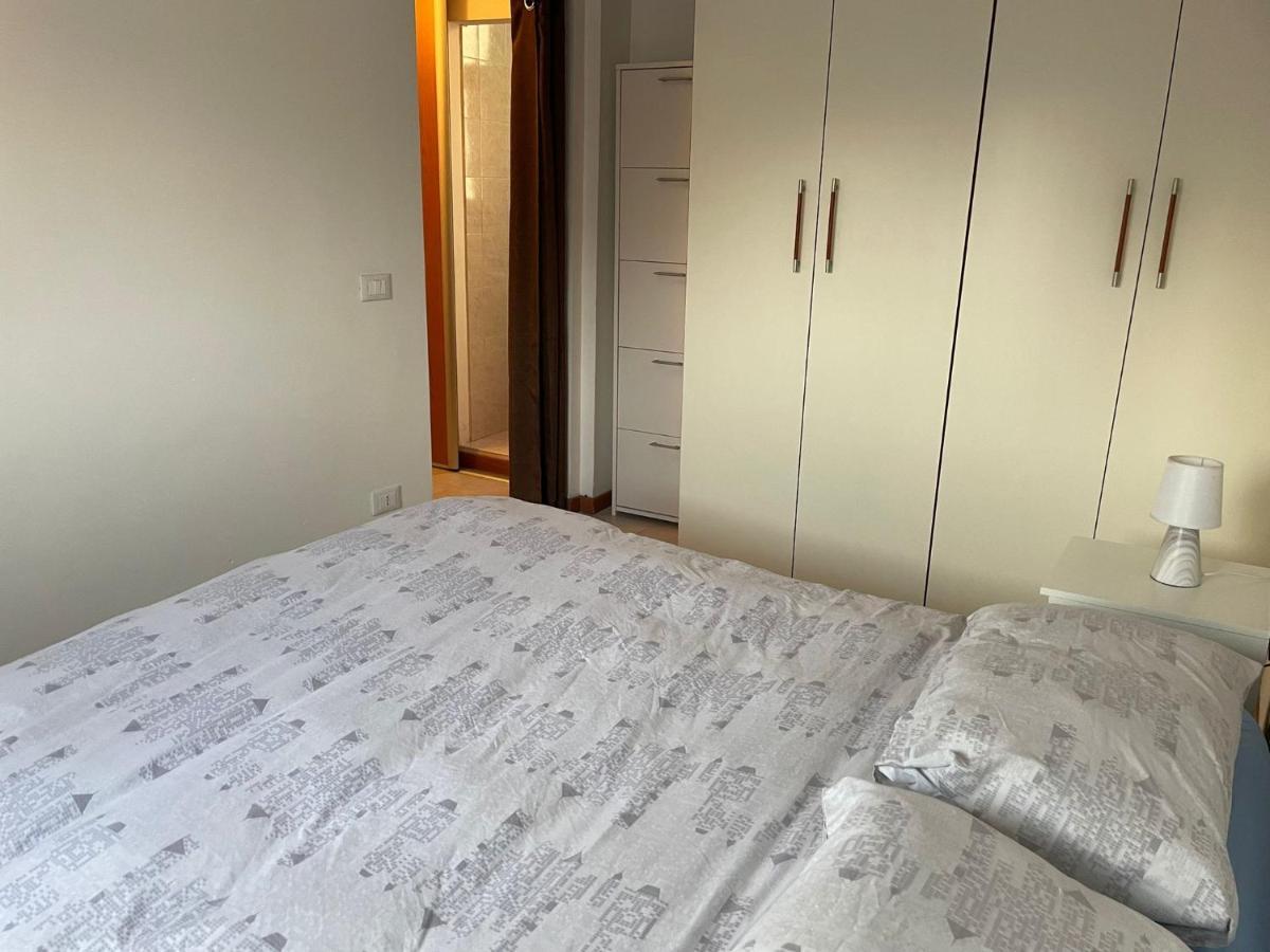 La Casa Di Ste' Apartment Милано Екстериор снимка