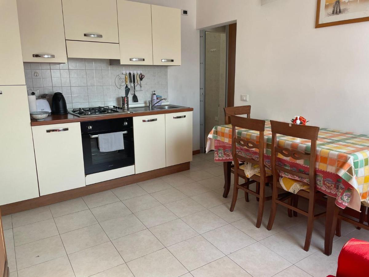 La Casa Di Ste' Apartment Милано Екстериор снимка